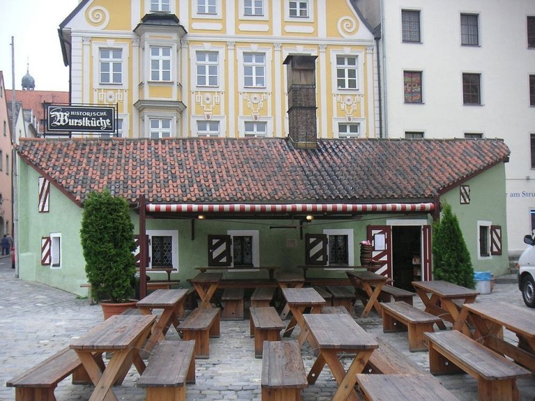 sausage-kitchen-regensburg-16